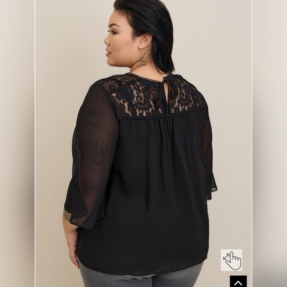 Torrid NWT $60 Womens Crinkle Chiffon Lace Trim Sheer Top Deep Black Size 6x 30 - Picture 2 of 11